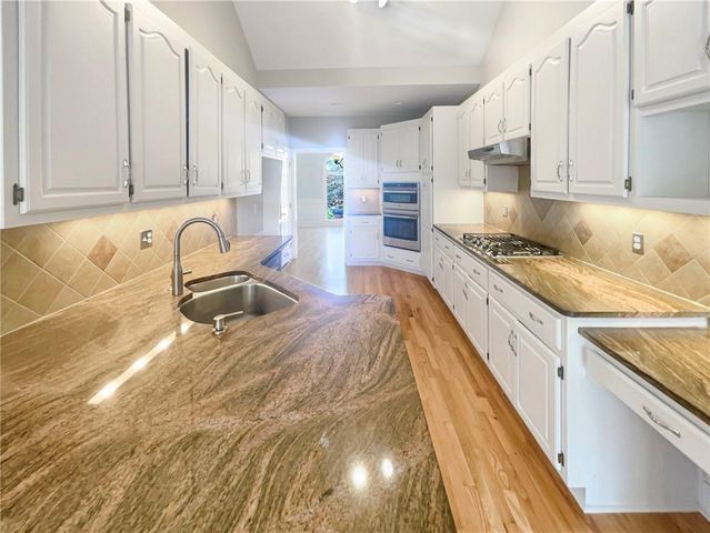 1961 Fields Pond Drive, Marietta, GA 30068