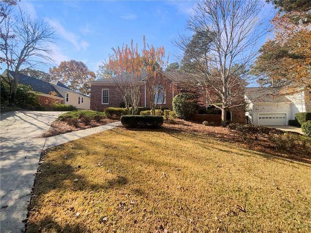 1961 Fields Pond Drive, Marietta, GA 30068