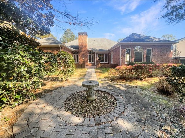 1961 Fields Pond Drive, Marietta, GA 30068