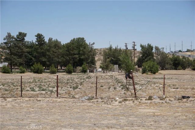 19968 Bear Valley Road, Apple Valley, CA 92308