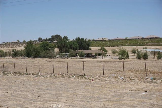 19968 Bear Valley Road, Apple Valley, CA 92308