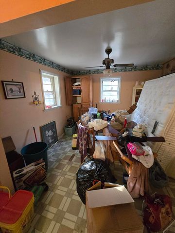 60 Dorothy Lane, Hyden, KY 41749