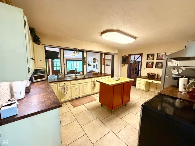 1311 Stafford Road, Plainfield, IN 46168