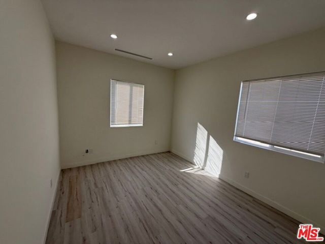 1413 N Avon Street, Burbank, CA 91505