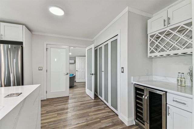 8703 DRIFTWOOD DRIVE, Tampa, FL 33615