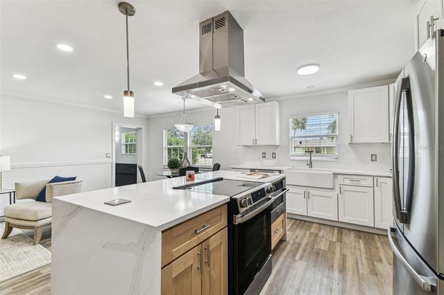 8703 DRIFTWOOD DRIVE, Tampa, FL 33615