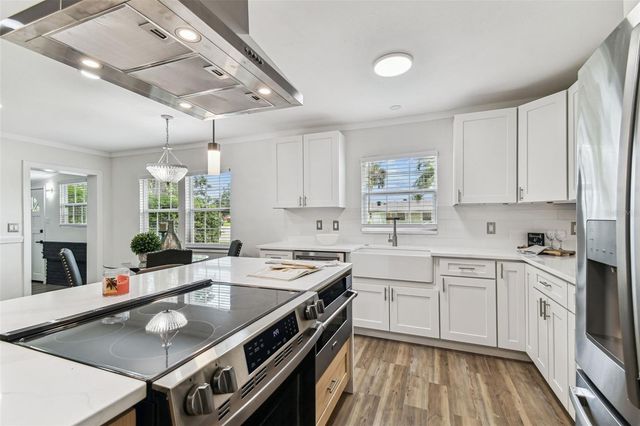 8703 DRIFTWOOD DRIVE, Tampa, FL 33615