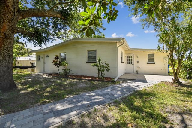 8703 DRIFTWOOD DRIVE, Tampa, FL 33615