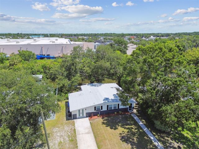 8703 DRIFTWOOD DRIVE, Tampa, FL 33615