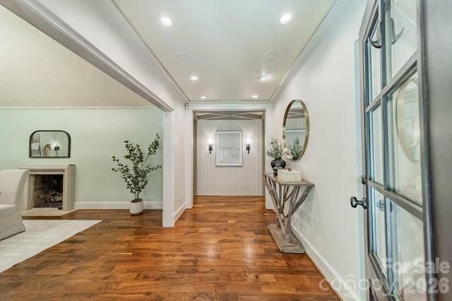 1201 Marlwood Terrace, Charlotte, NC 28209