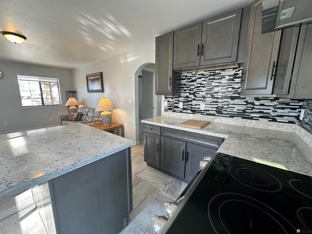 13727 E 49 St, Yuma, AZ 85367