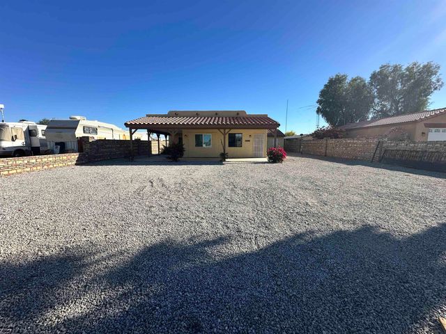 13727 E 49 St, Yuma, AZ 85367