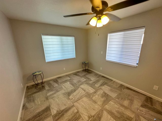 13727 E 49 St, Yuma, AZ 85367