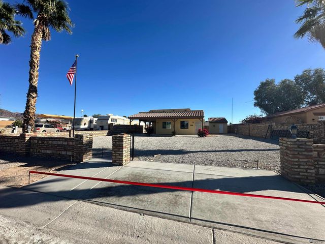13727 E 49 St, Yuma, AZ 85367