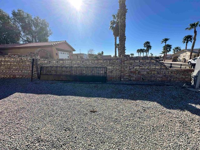 13727 E 49 St, Yuma, AZ 85367
