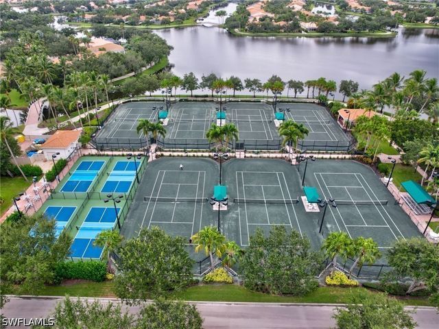 5902 Bermuda LN, Naples, FL 34119