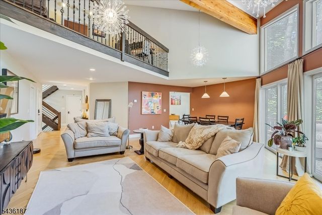 35 Indian Run, Watchung Boro, NJ 07069