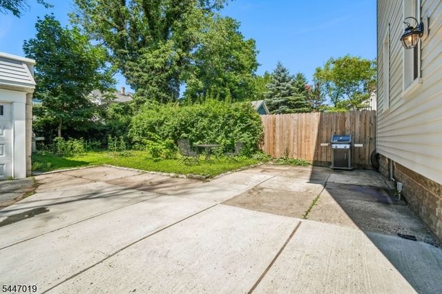 24 Franklin Ave, Maplewood Twp., NJ 07040
