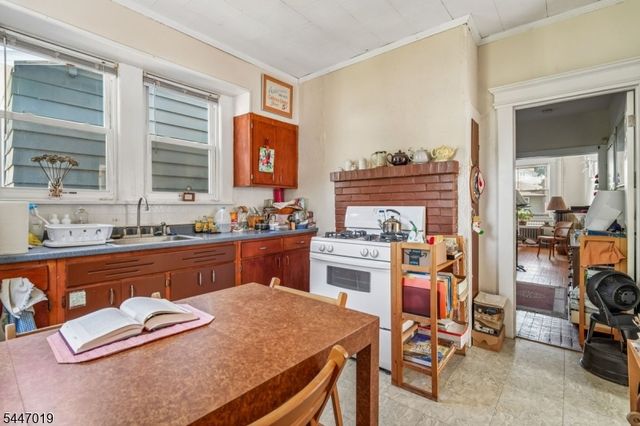 24 Franklin Ave, Maplewood Twp., NJ 07040