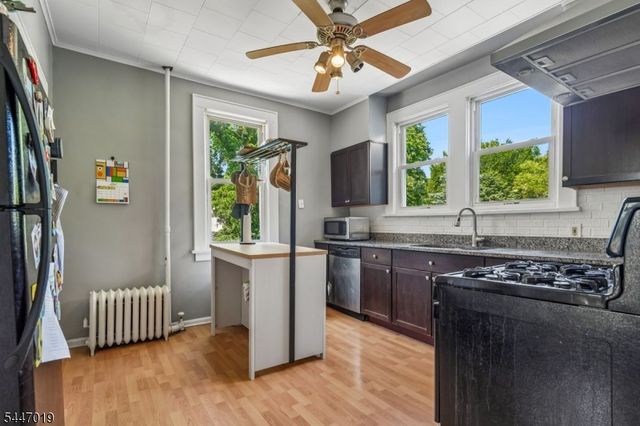 24 Franklin Ave, Maplewood Twp., NJ 07040
