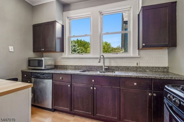24 Franklin Ave, Maplewood Twp., NJ 07040