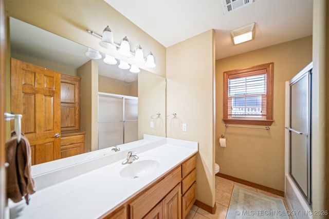 2770 Summerfield Place, Pryor, OK 74361