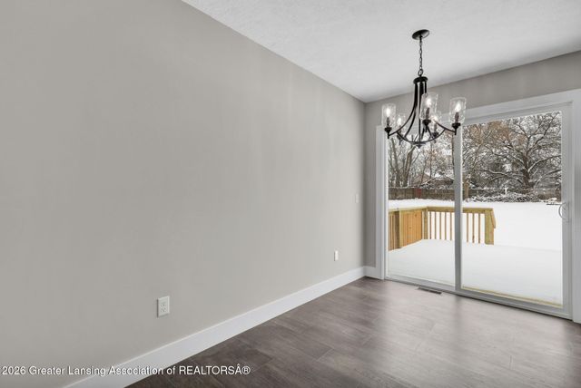 56 S Onondaga Road, Mason, MI 48854