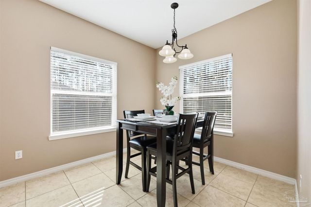 7089 Flintwood St, Navarre, FL 32566