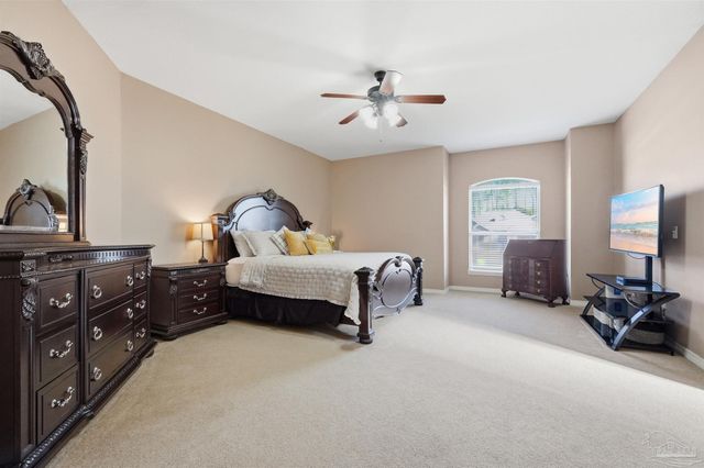 7089 Flintwood St, Navarre, FL 32566