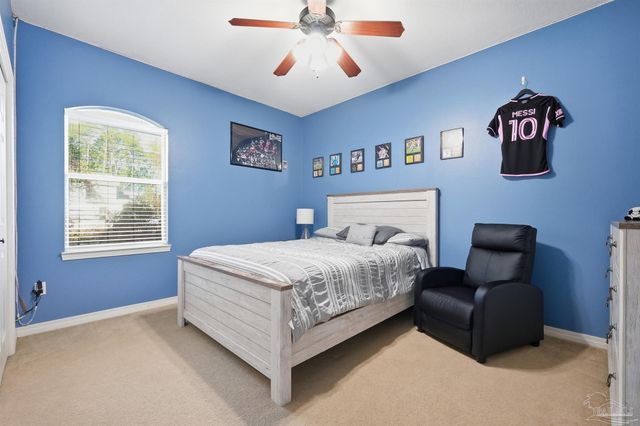 7089 Flintwood St, Navarre, FL 32566