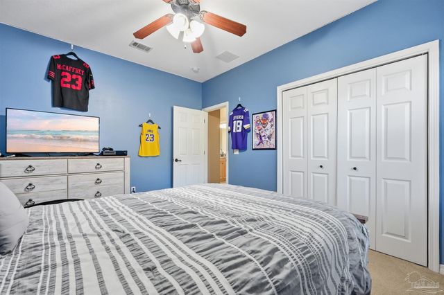 7089 Flintwood St, Navarre, FL 32566