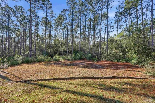 7089 Flintwood St, Navarre, FL 32566