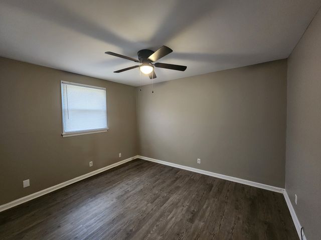 145 Tandy Dr Apt C, Clarksville, TN 37042