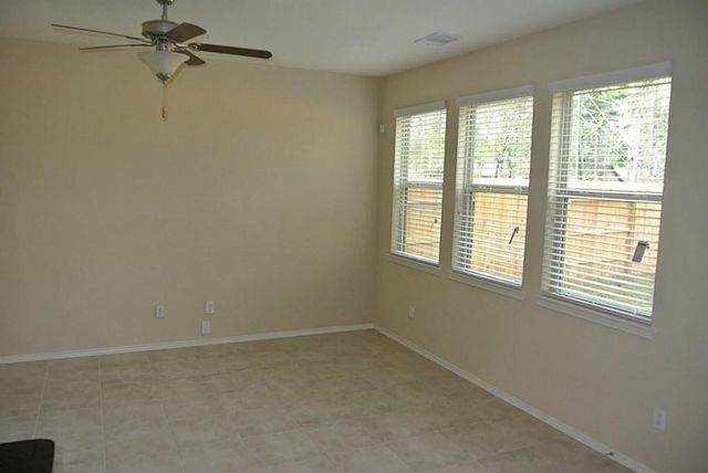 1742 Parkside Shores Lane, Crosby, TX 77532