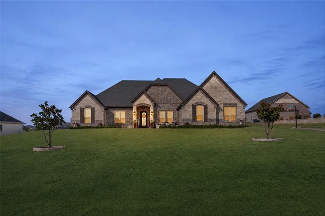 329 Kenyon Court, Granbury, TX 76049