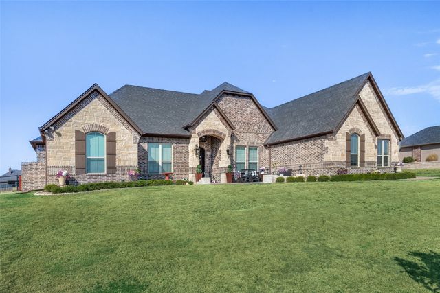 329 Kenyon Court, Granbury, TX 76049
