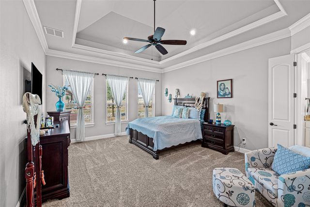 329 Kenyon Court, Granbury, TX 76049