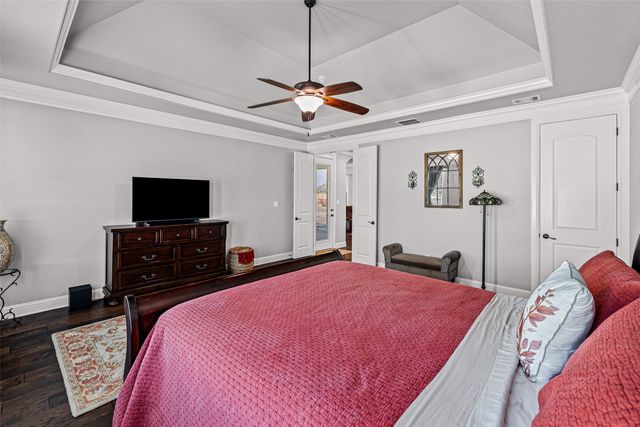 329 Kenyon Court, Granbury, TX 76049