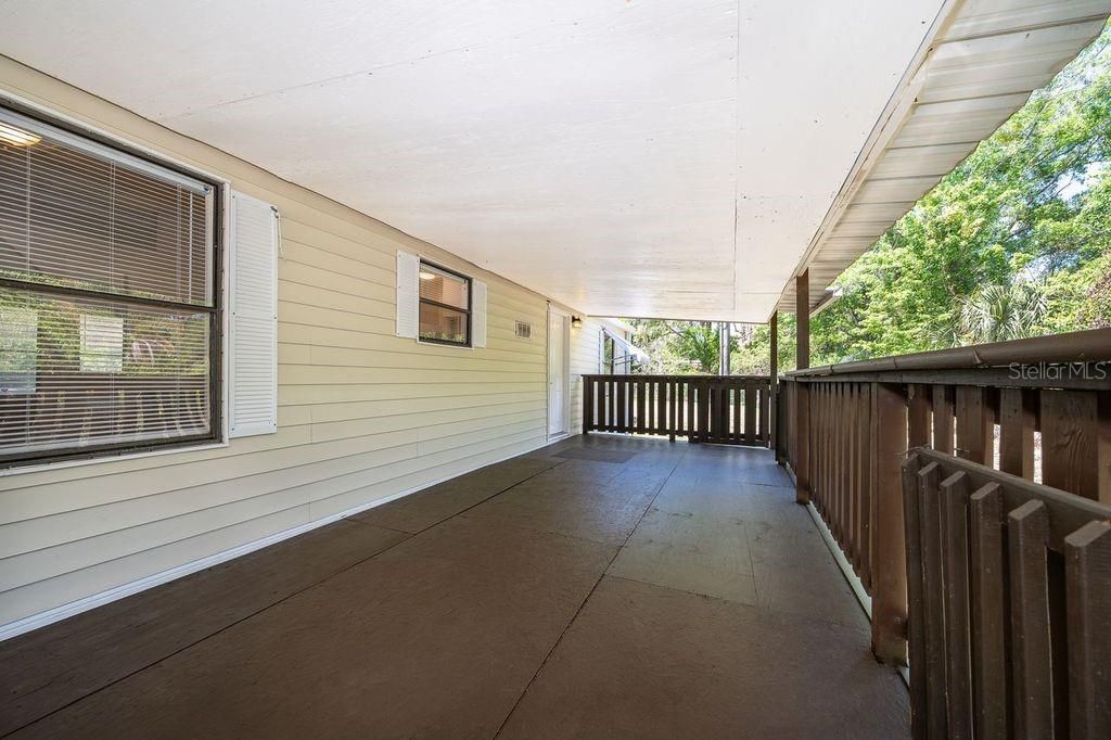 Image 15 of property listing at 235 STORY PARTIN ROAD, Orlando, FL 32833