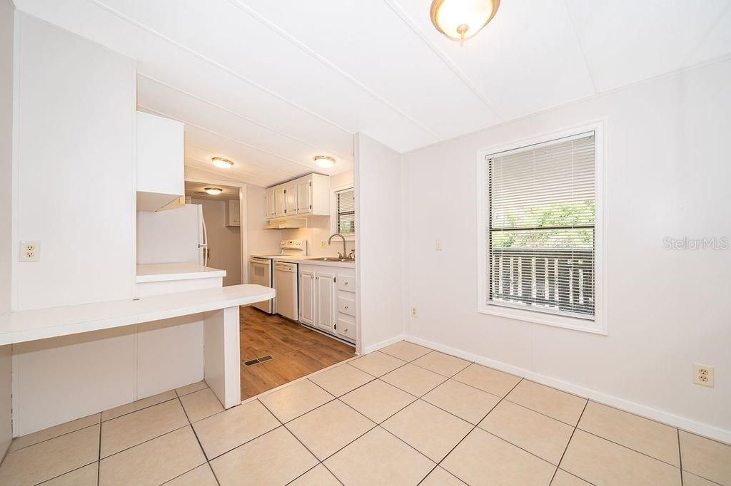 Image 7 of property listing at 235 STORY PARTIN ROAD, Orlando, FL 32833