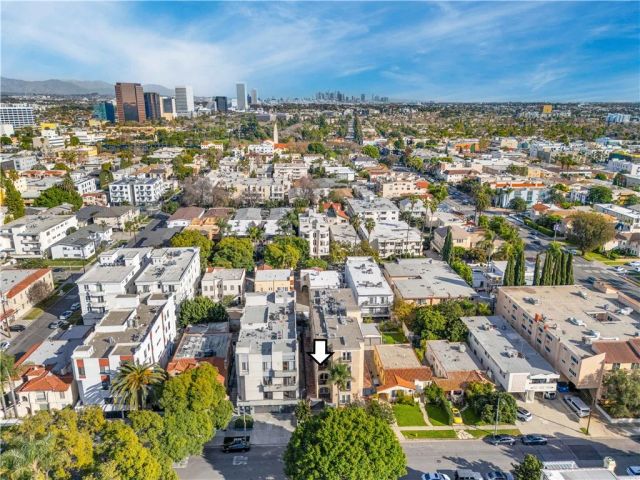 918 S Wooster Street 2, Los Angeles, CA 90035