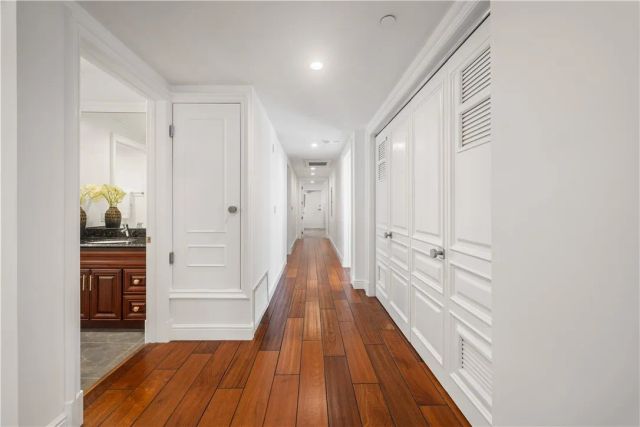 918 S Wooster Street 2, Los Angeles, CA 90035