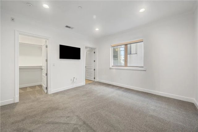 918 S Wooster Street 2, Los Angeles, CA 90035