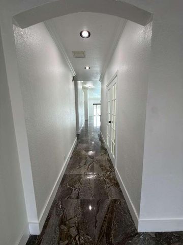 4572 SW 14th Street, Deerfield Beach, FL 33442