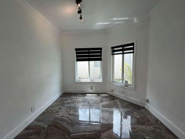 4572 SW 14th Street, Deerfield Beach, FL 33442