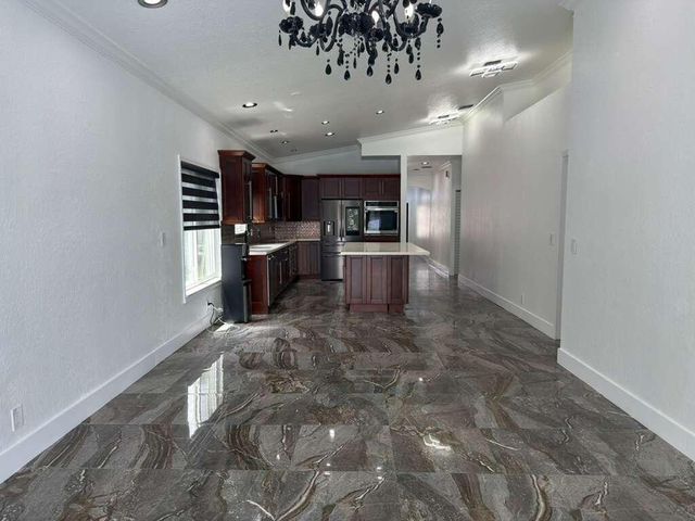 4572 SW 14th Street, Deerfield Beach, FL 33442