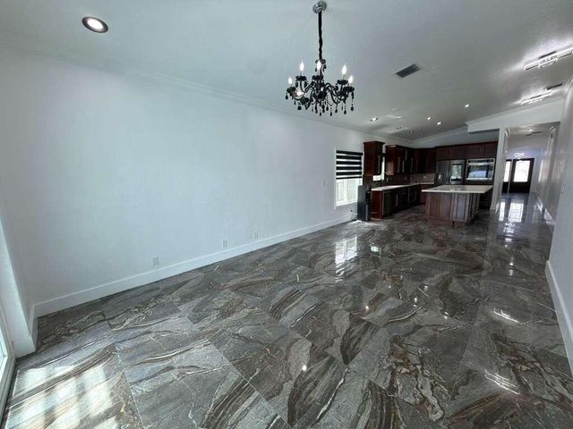 4572 SW 14th Street, Deerfield Beach, FL 33442