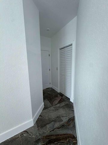 4572 SW 14th Street, Deerfield Beach, FL 33442