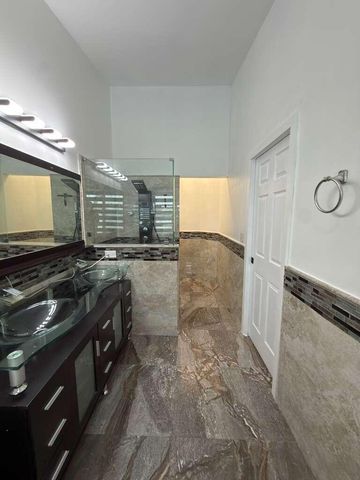 4572 SW 14th Street, Deerfield Beach, FL 33442