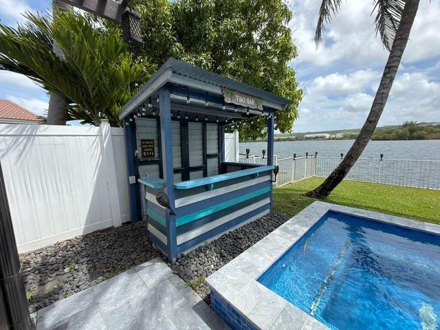 4572 SW 14th Street, Deerfield Beach, FL 33442